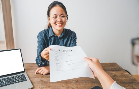 lamaran pekerjaan berbahasa Inggris